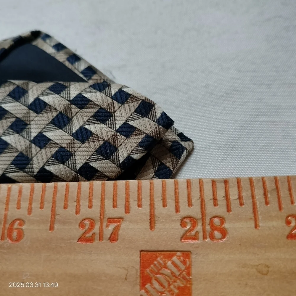 Luigi Valentino Men's Necktie Geometric Weave Patterned Tie Classic Luxury
